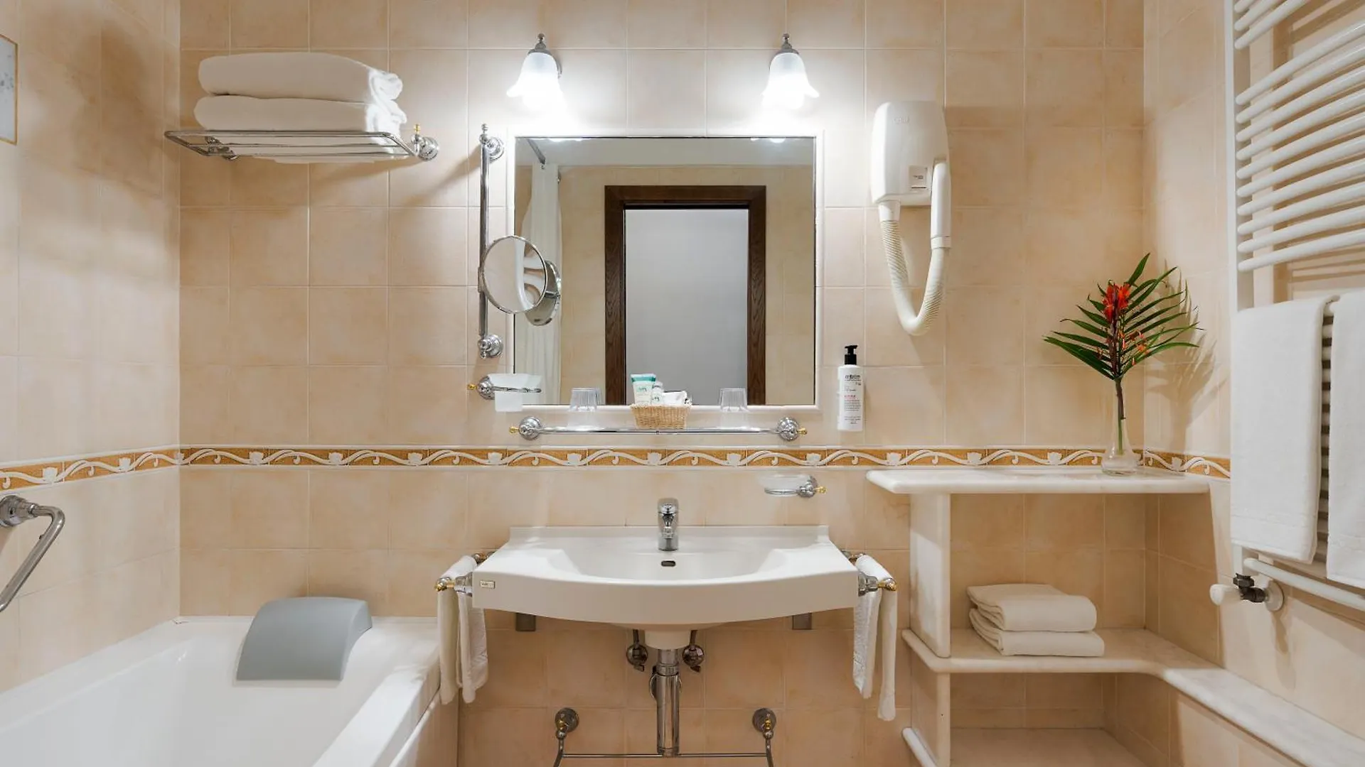 Hotel Villa Schuler Taormine 4*,